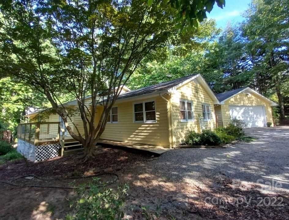 3.28 acres in Polk County, North Carolina