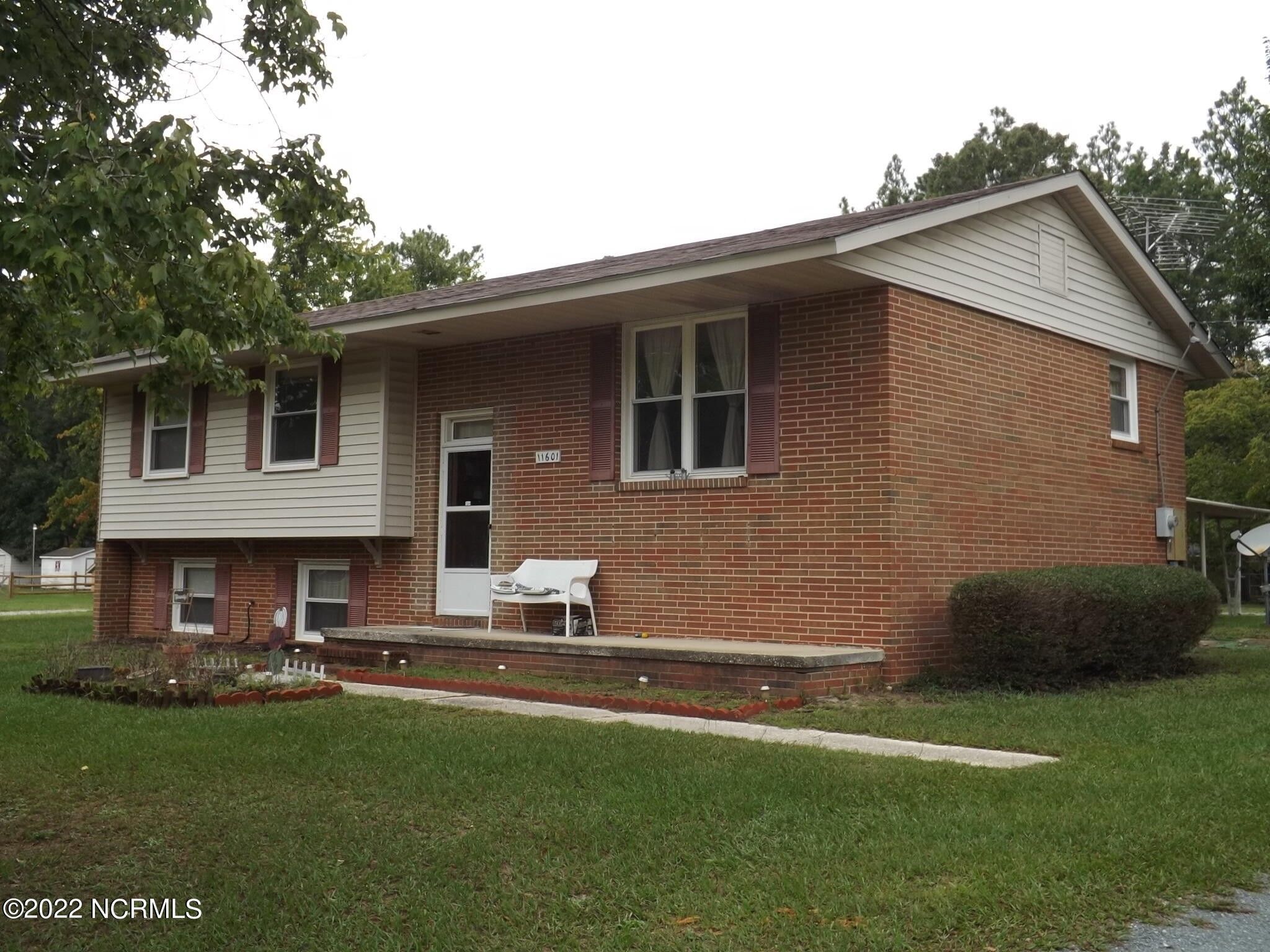 1.06 acres in Scotland County, North Carolina