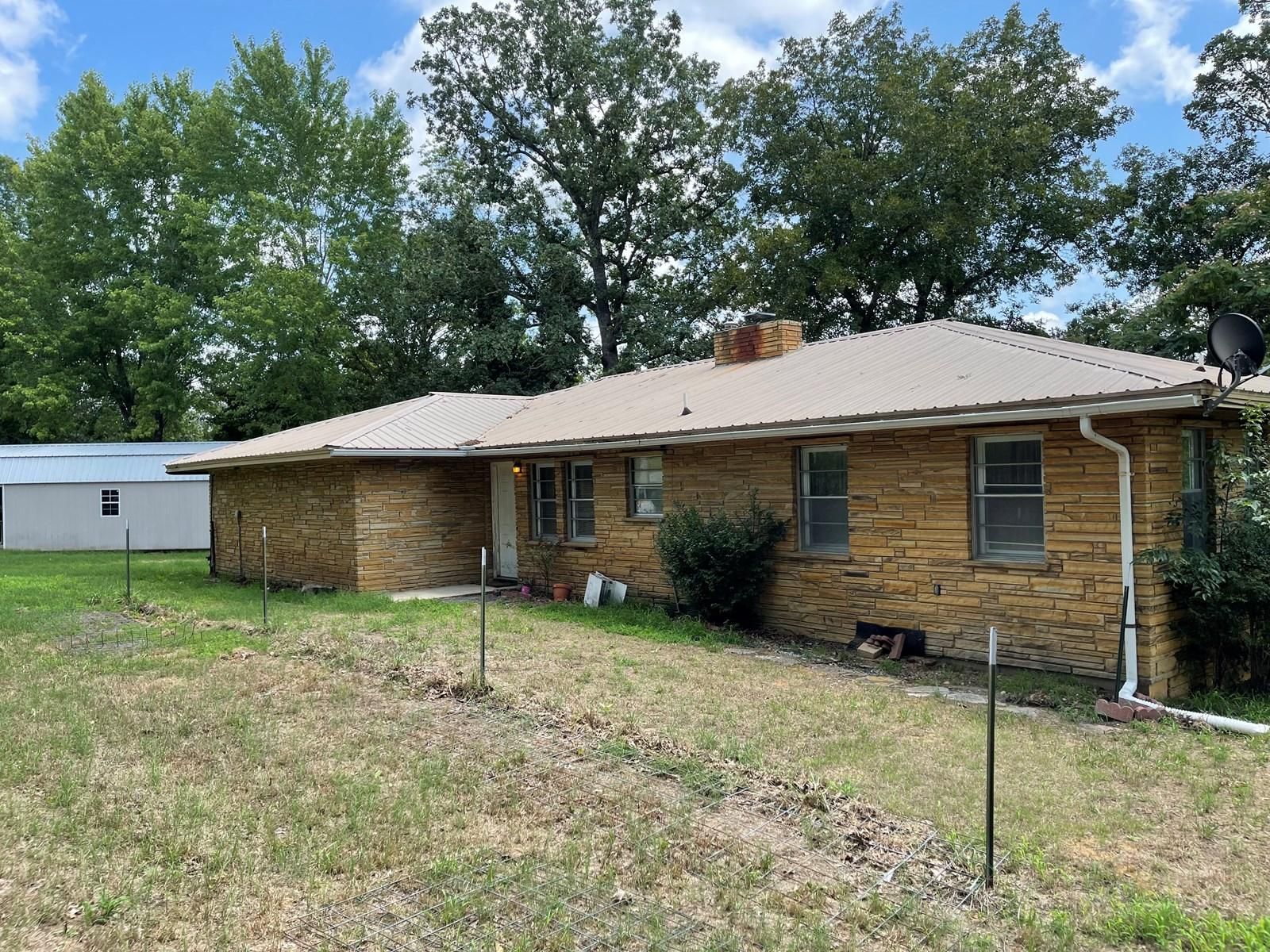 317 acres in Fulton County, Arkansas