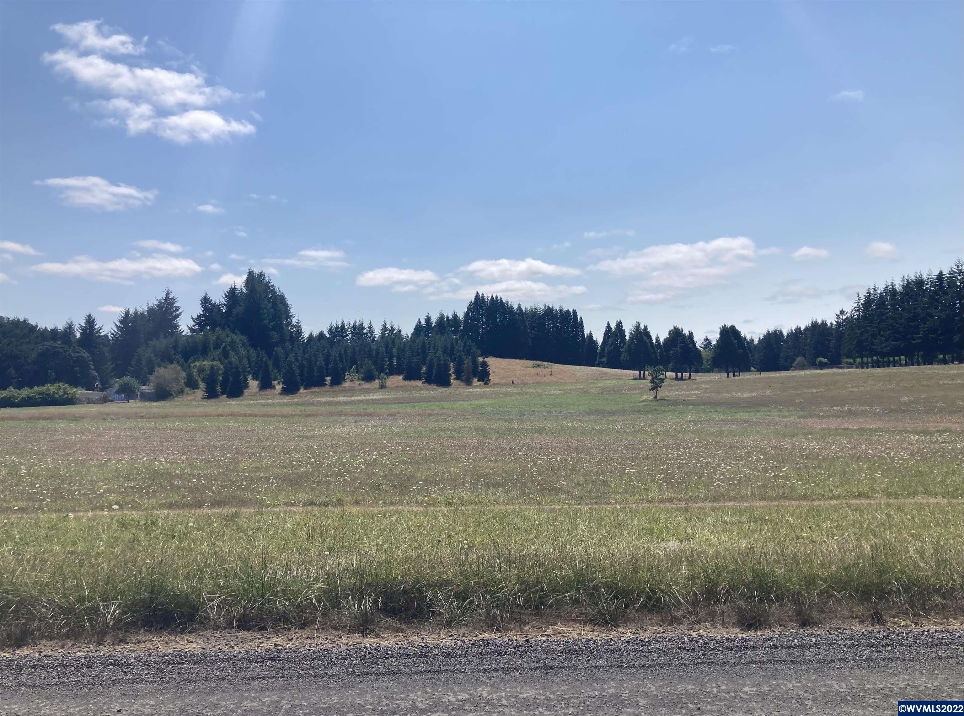8.85 acres in Benton County, Oregon