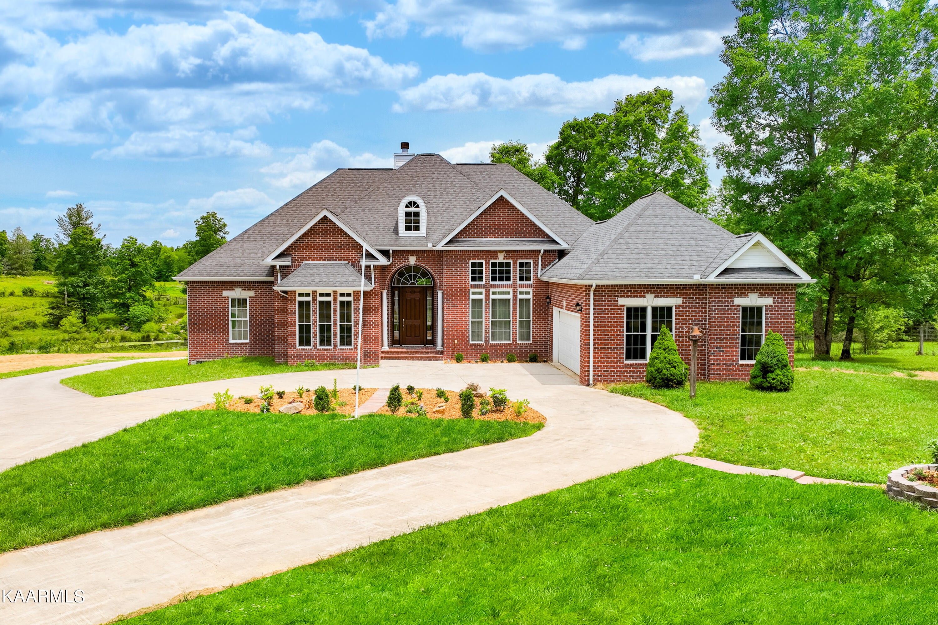 270 acres in County, Tennessee