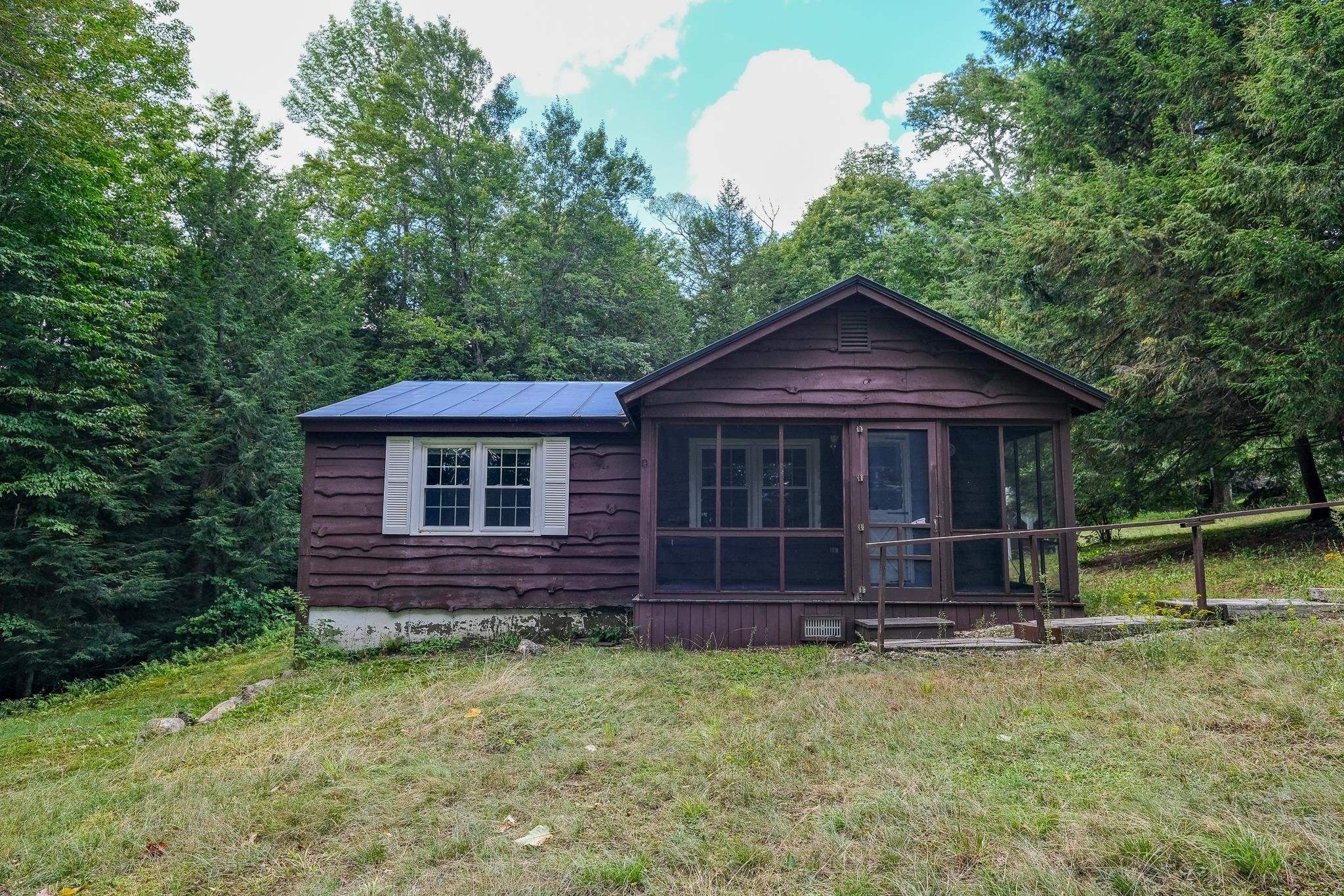 10 acres in Windsor County, Vermont