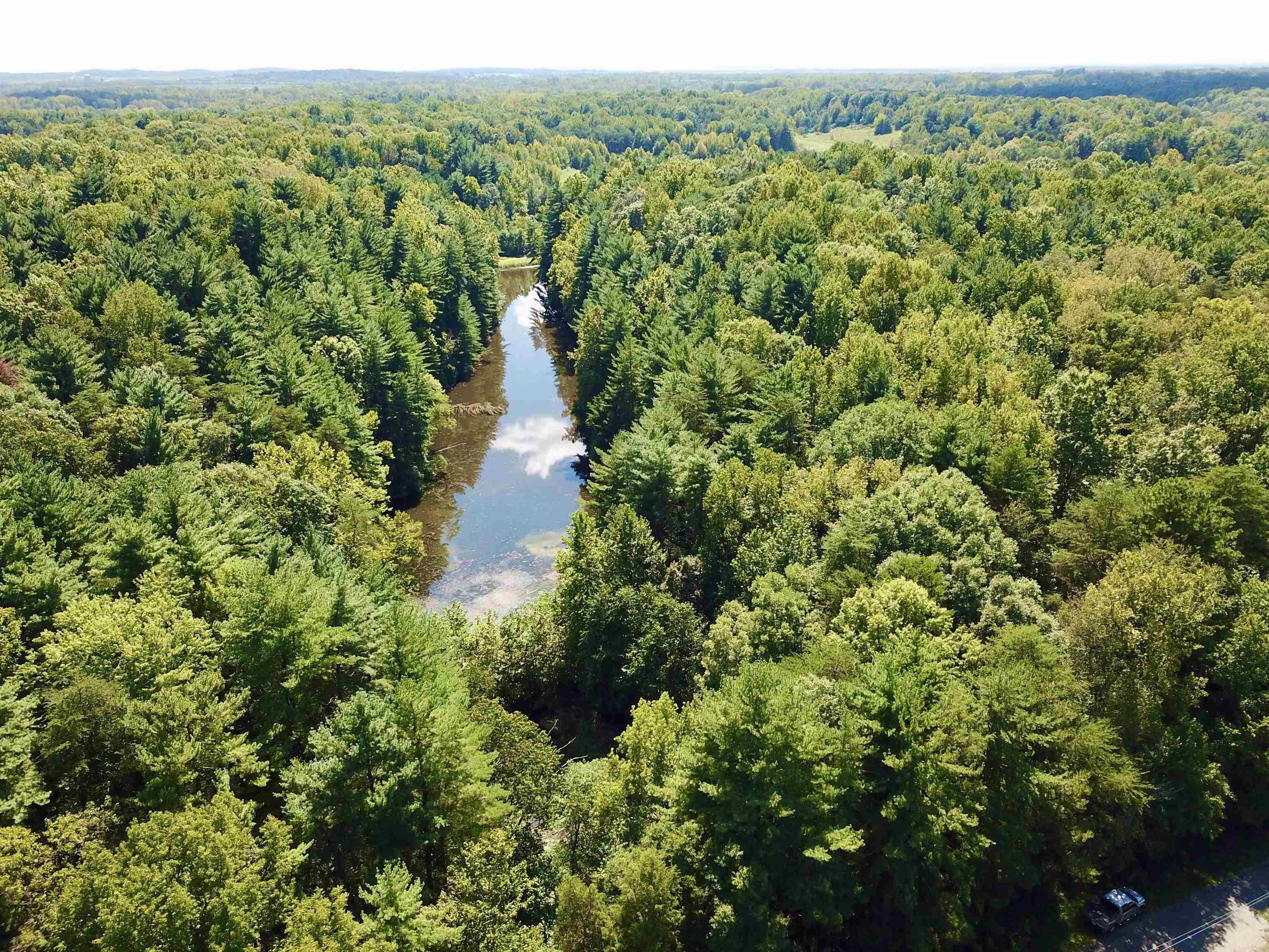 24.5 acres in Pike County, Indiana