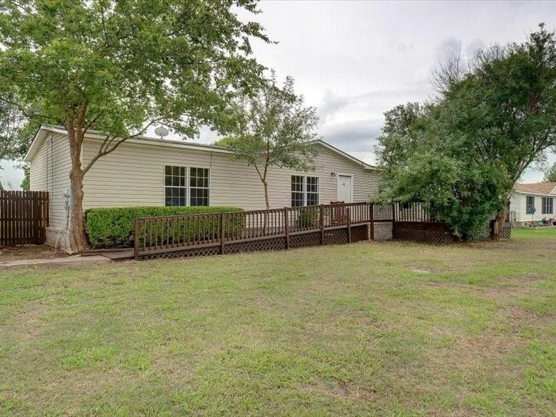 Mobile Home, Traditional Krum, TX