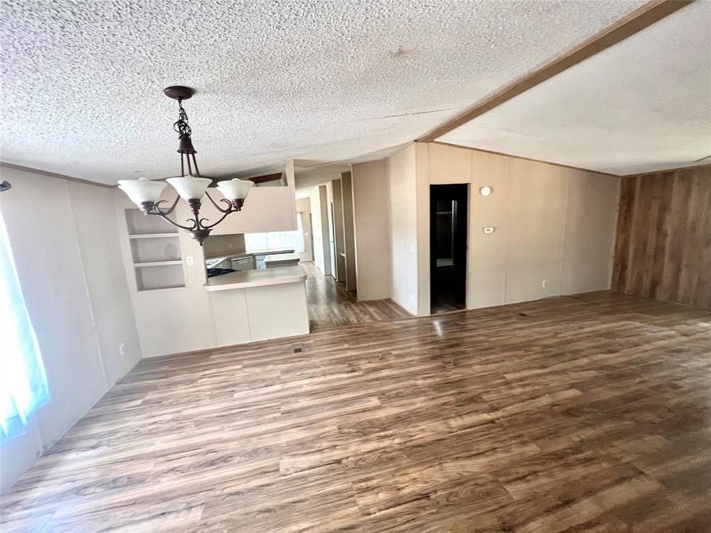 2.01 acres in Navarro County, Texas