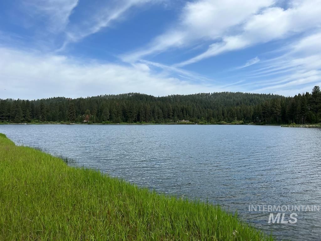 10 acres in Valley County, Idaho