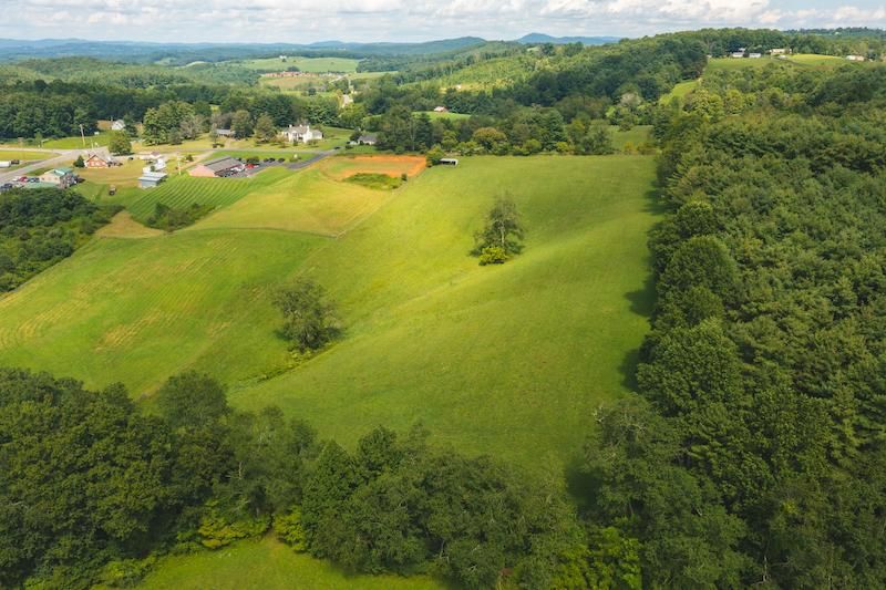 7.89 acres in Carroll County, Virginia