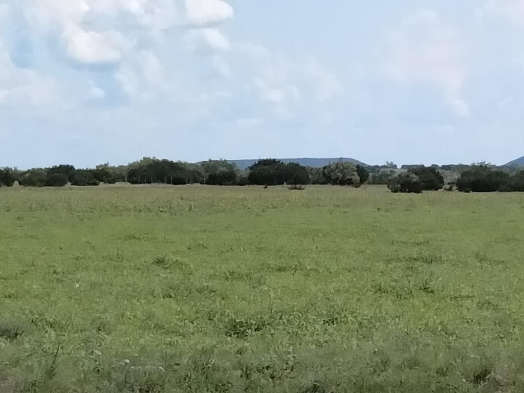 20 acres in Hamilton County, Texas
