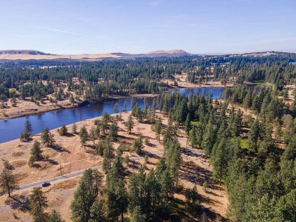 24.28 acres in Spokane County, Washington