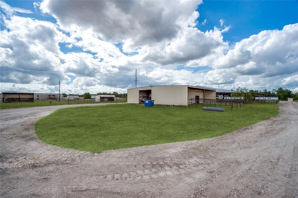 10 acres in Walker County, Texas