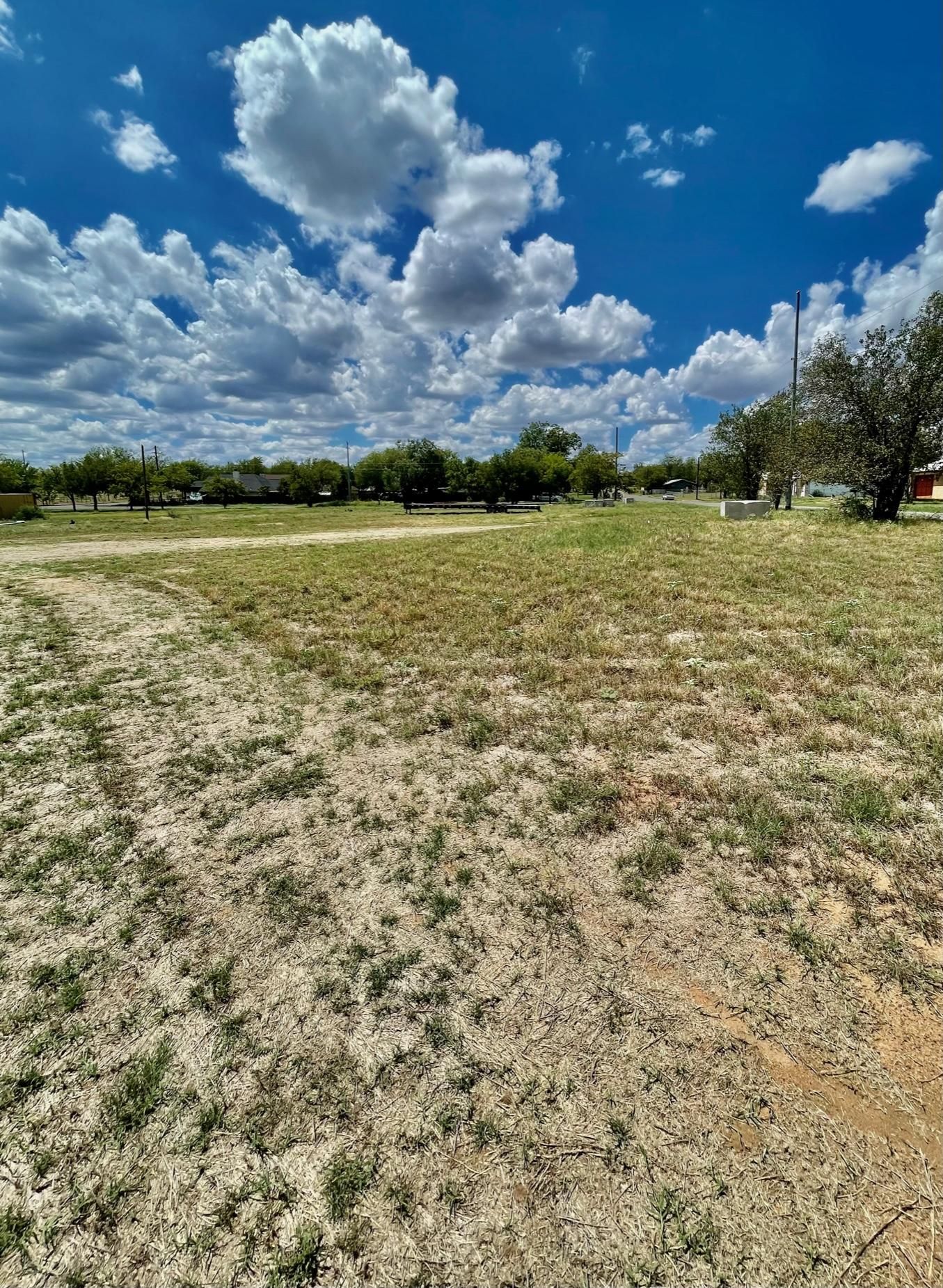 1.03 acres in Llano County, Texas