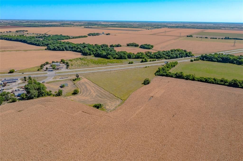 3.25 acres in Ellis County, Texas