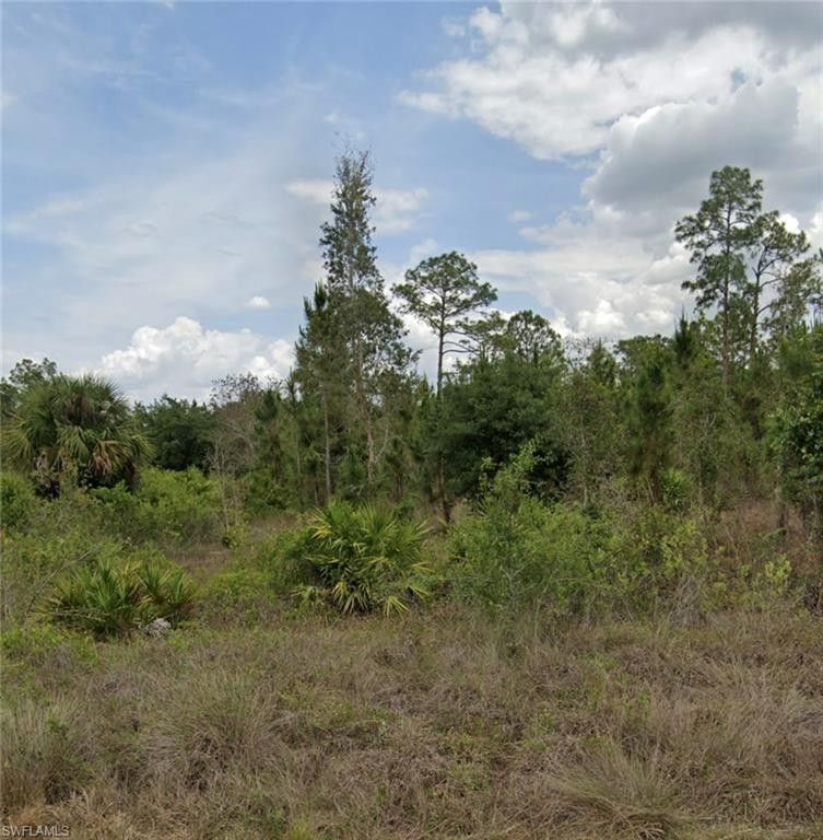 0.5 acres in Lee County, Florida