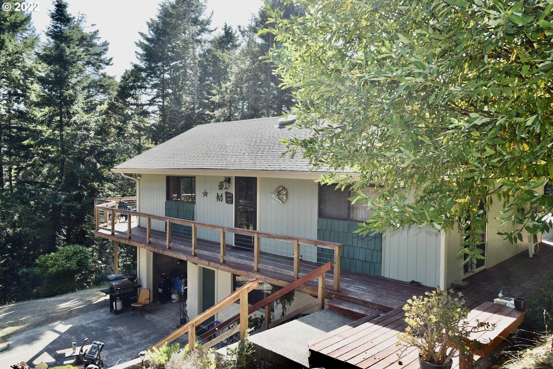 1.34 acres in Curry County, Oregon