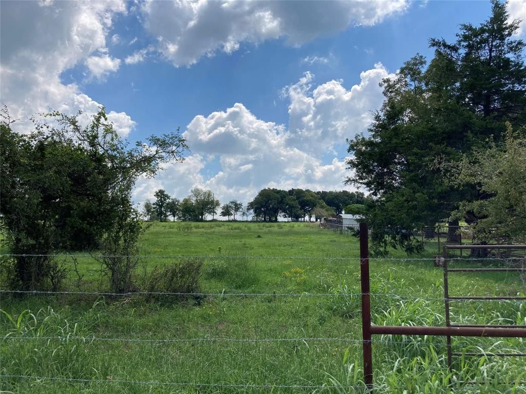 4.5 acres in Hill County, Texas