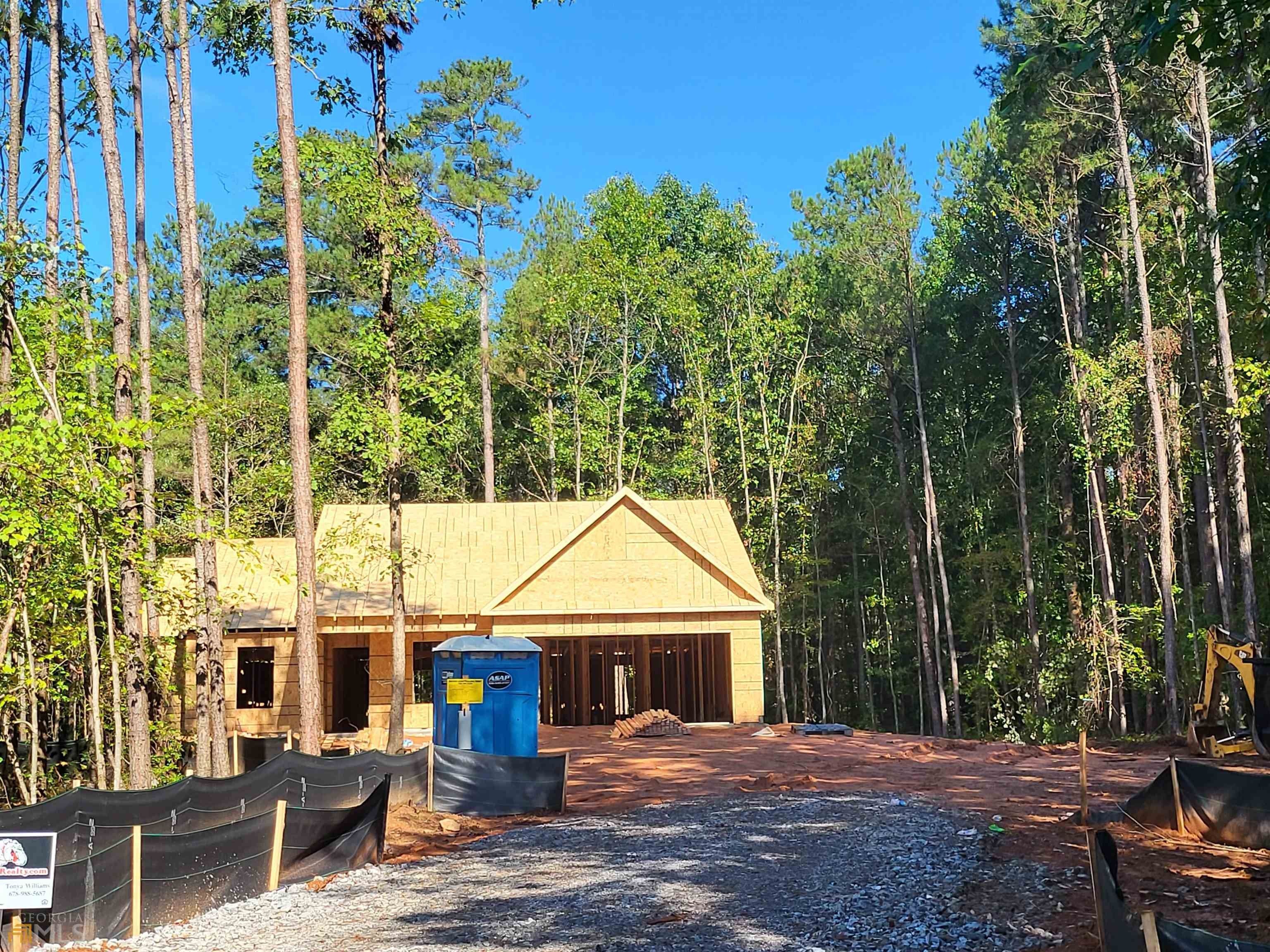 2.3 acres in Madison County,