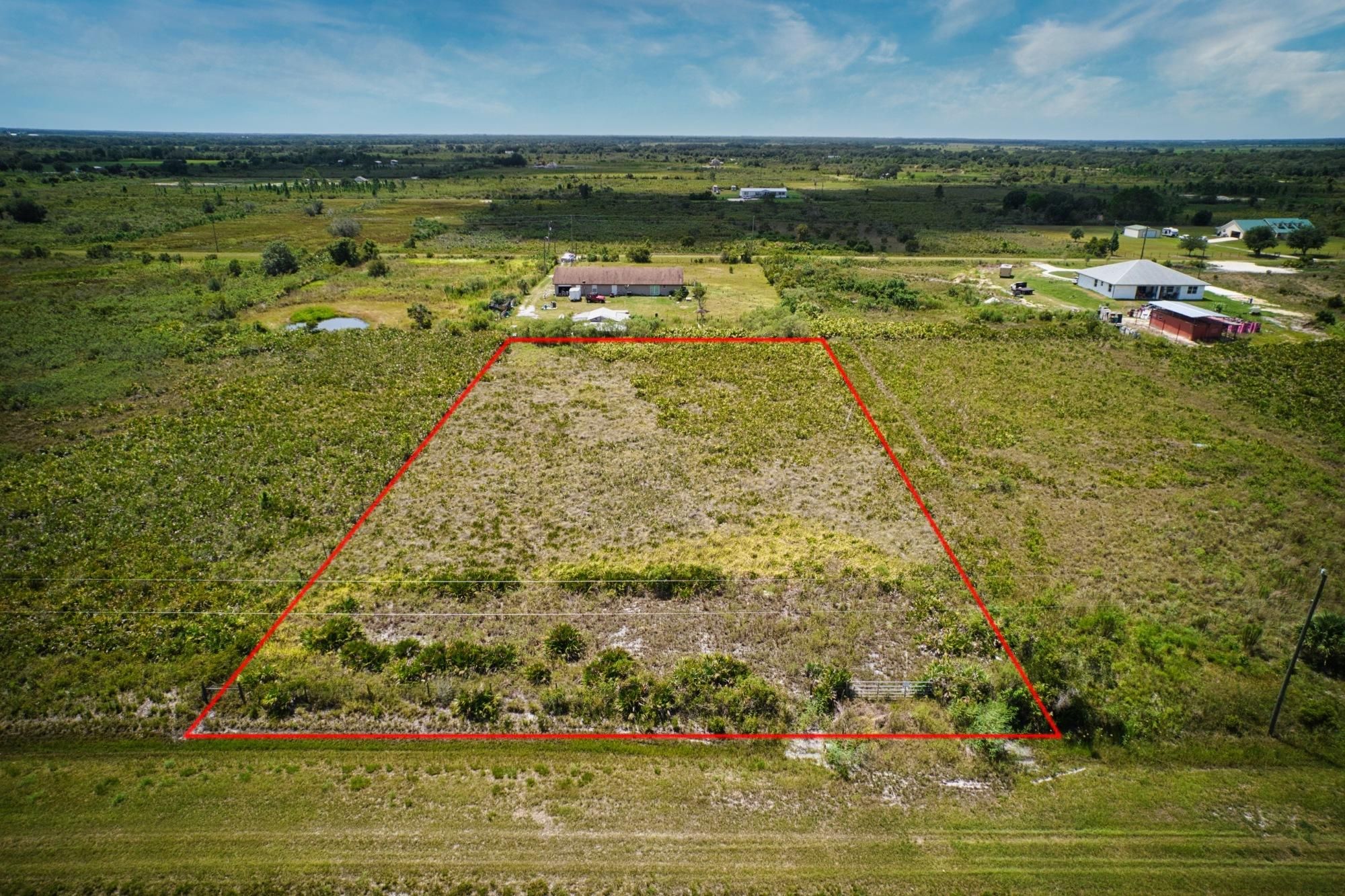 1.25 acres in Okeechobee County, Florida