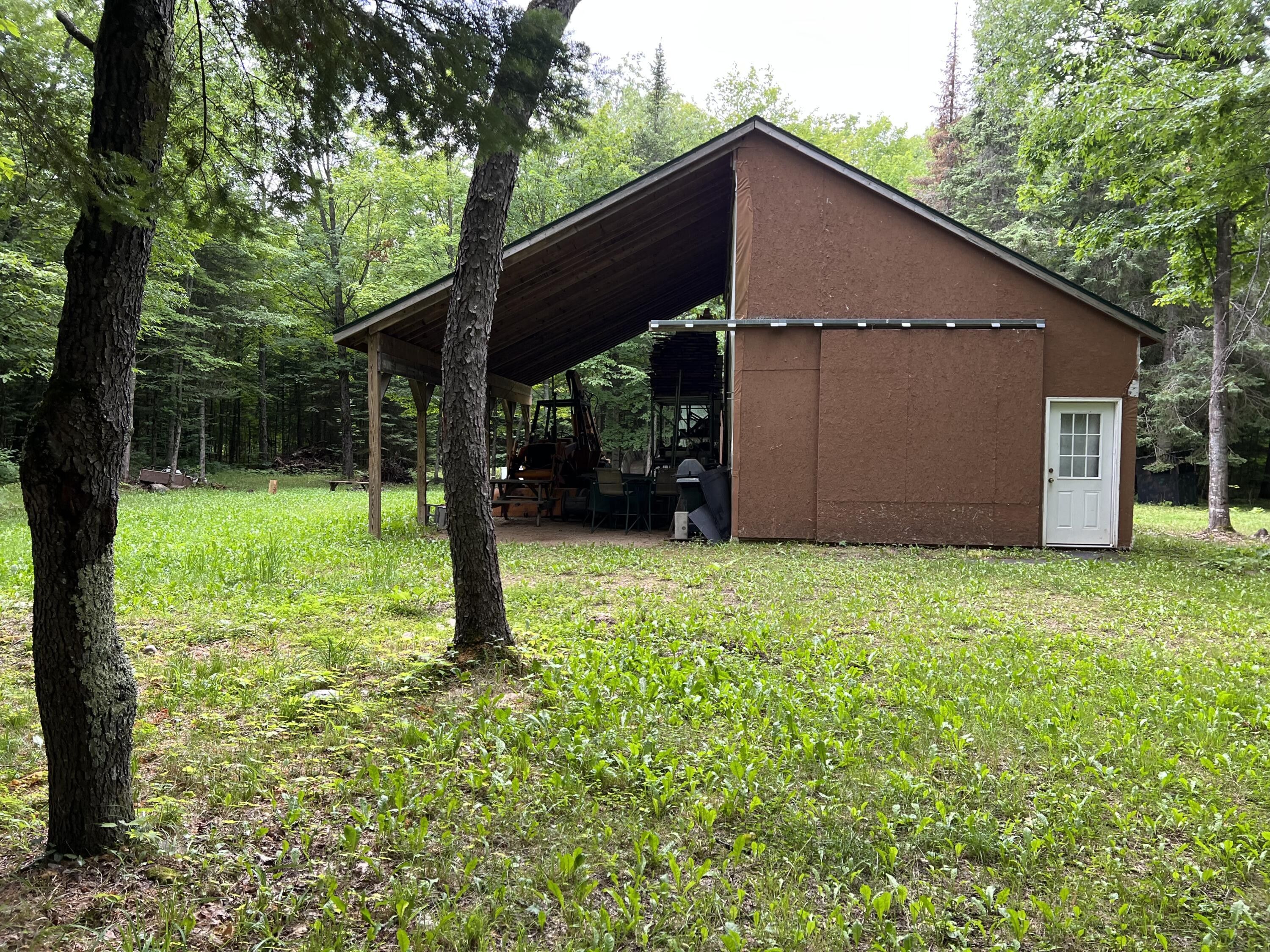 160 acres in Alger County, Michigan