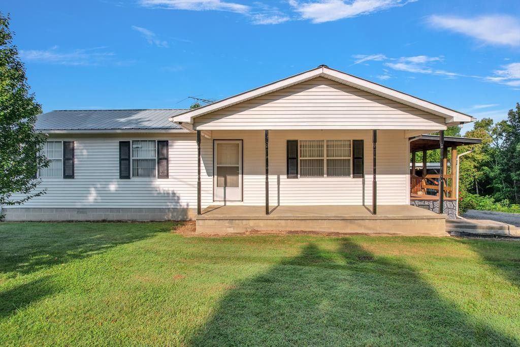 25 acres in DeKalb County, Tennessee