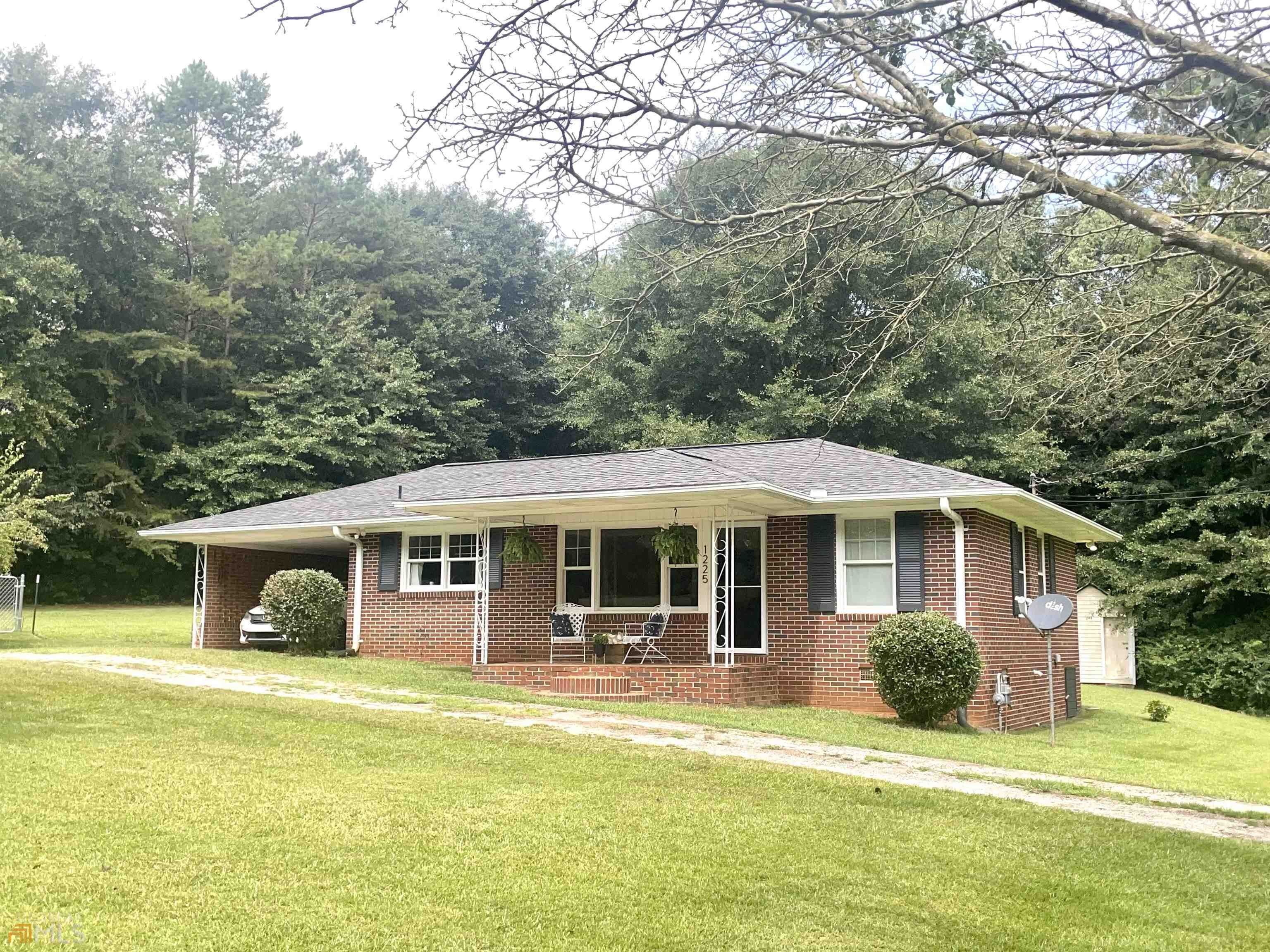 8 acres in Stephens County,