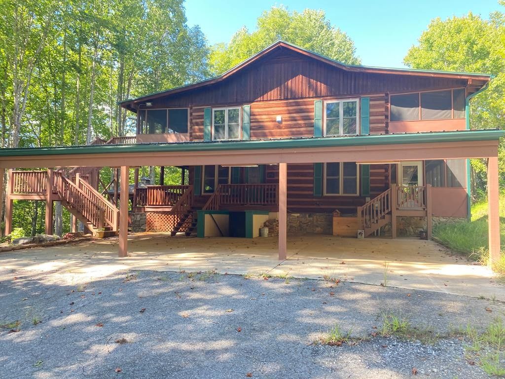 8.6 acres in Swain County, North Carolina