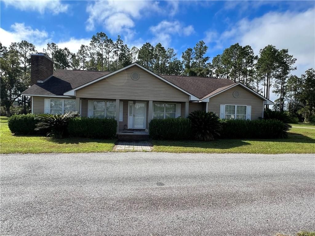 1.5 acres in Brantley County,