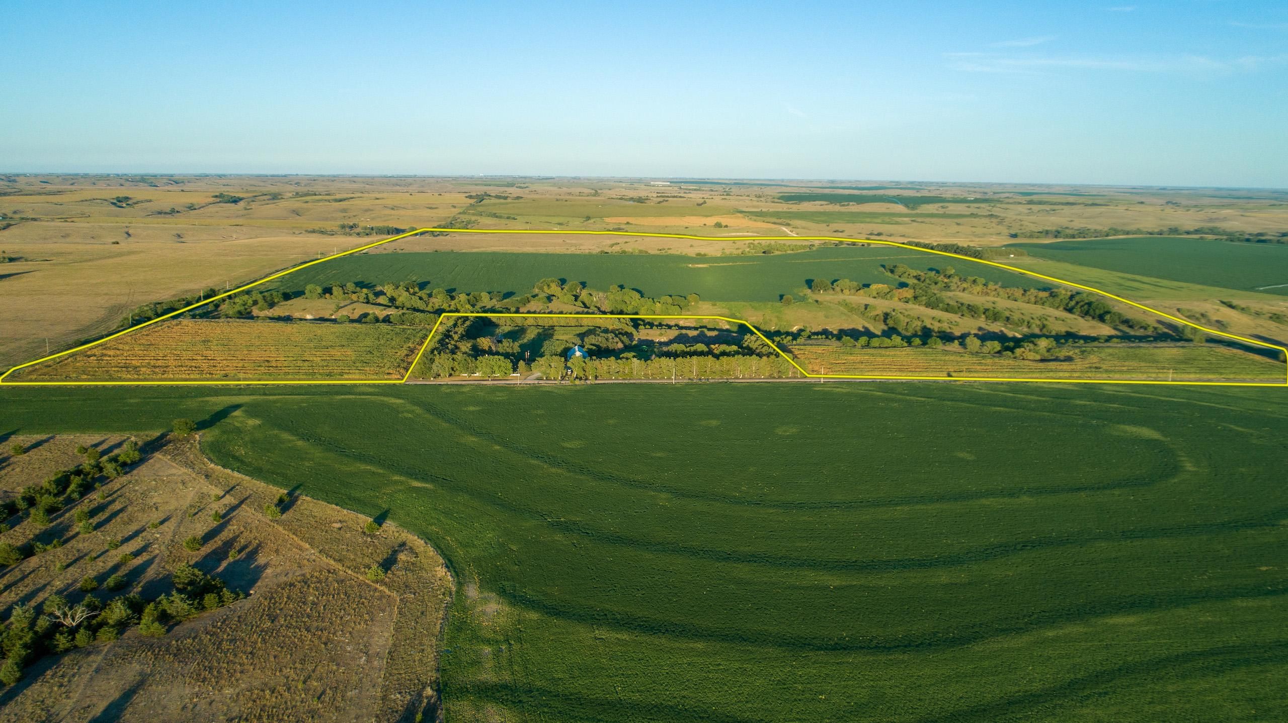 303 acres in Gosper County, Nebraska