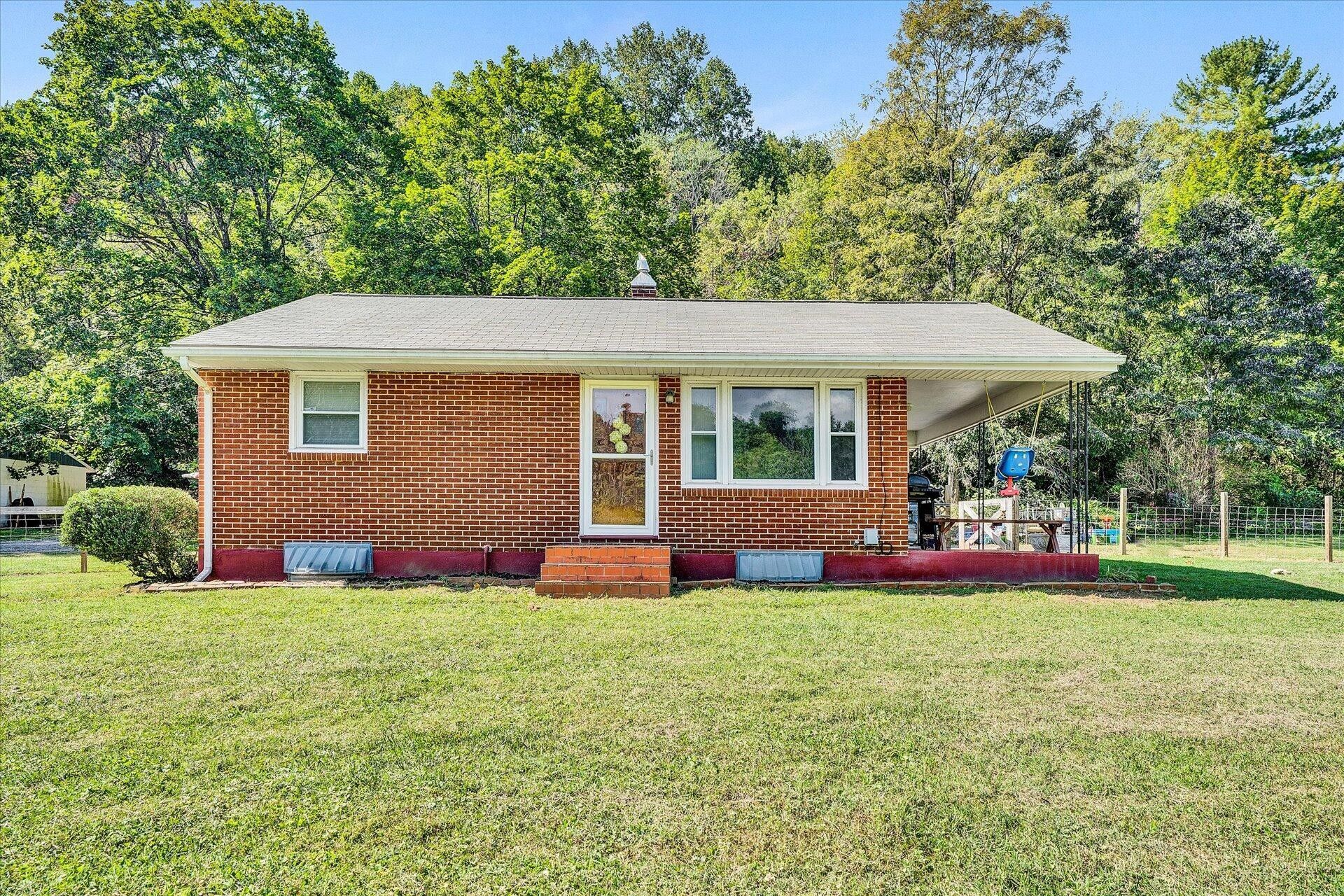 1.85 acres in Botetourt County, Virginia