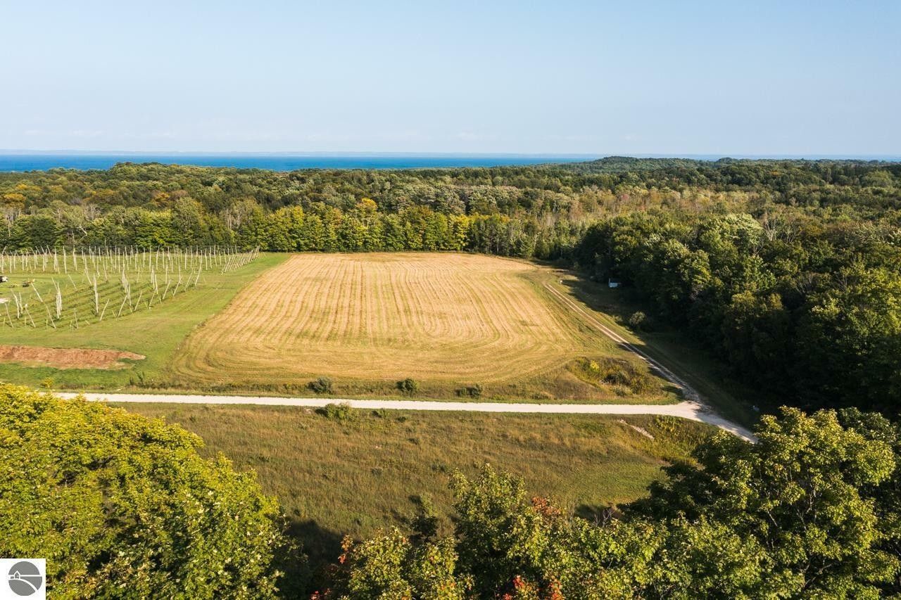 10 acres in Leelanau County, Michigan