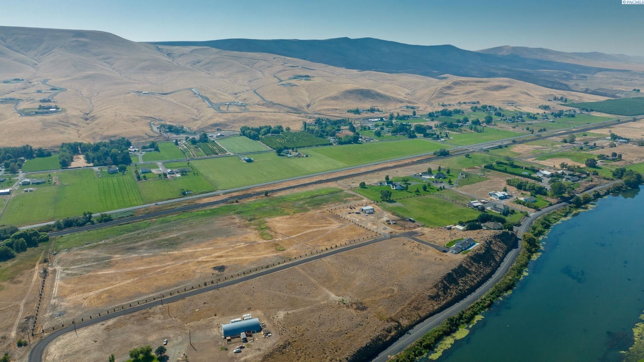 5.21 acres in Benton County, Washington