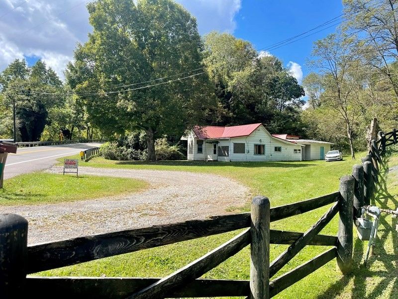 3 acres in Roane County, West Virginia