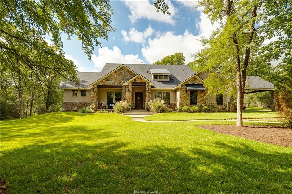 6.4 acres in Brazos County, Texas