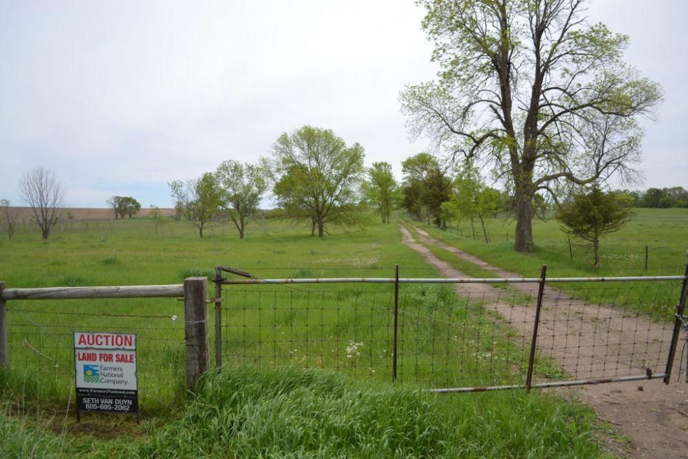 80 acres in Lake County, South Dakota