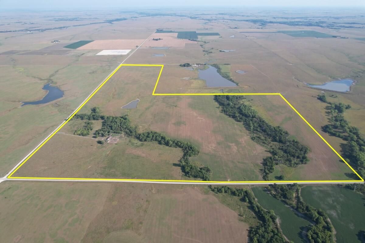 320 acres in Butler County, Kansas