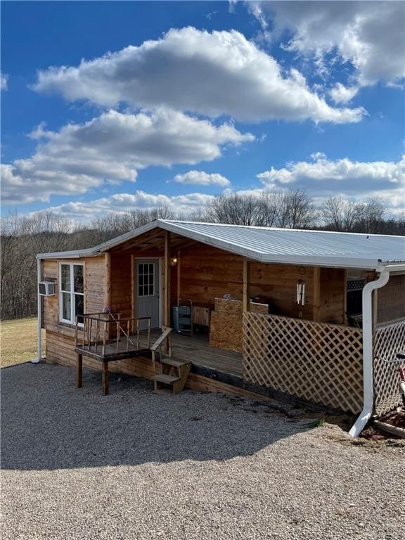 2.62 acres in Vinton County, Ohio