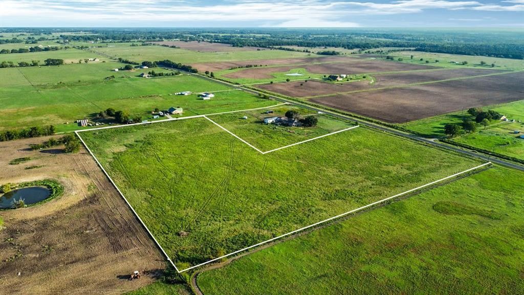 5 acres in Navarro County, Texas