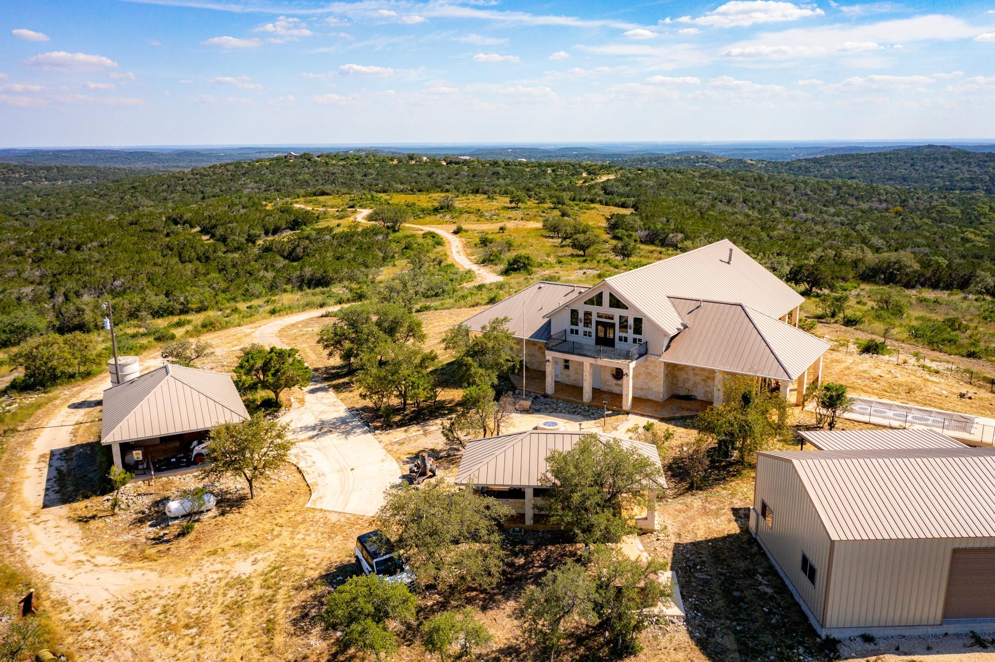 200 acres in Hondo, TX, 78861