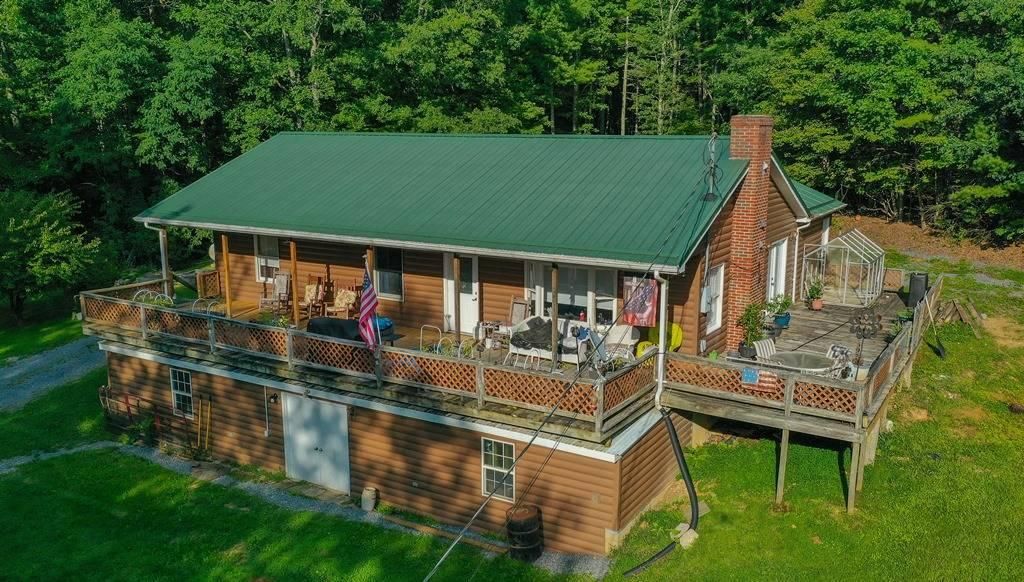 3.1 acres in Monroe County, West Virginia