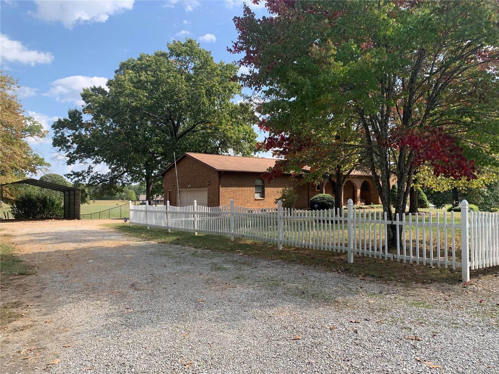 2.43 acres in Howell County, Missouri