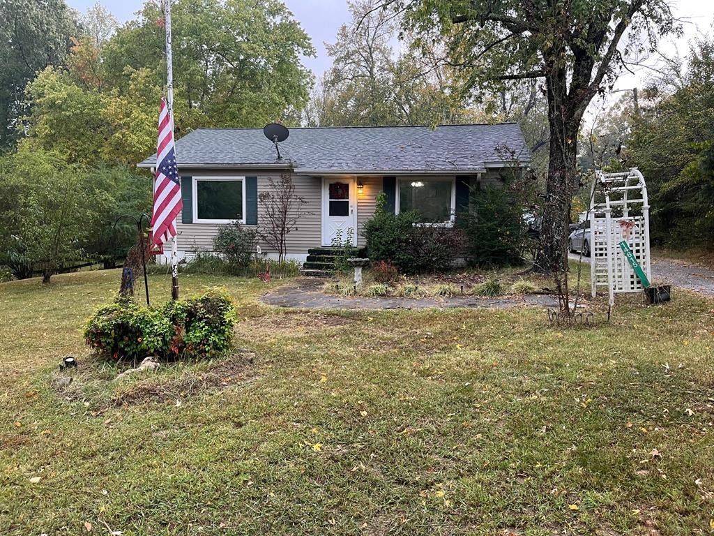 3.27 acres in Carroll County, Tennessee