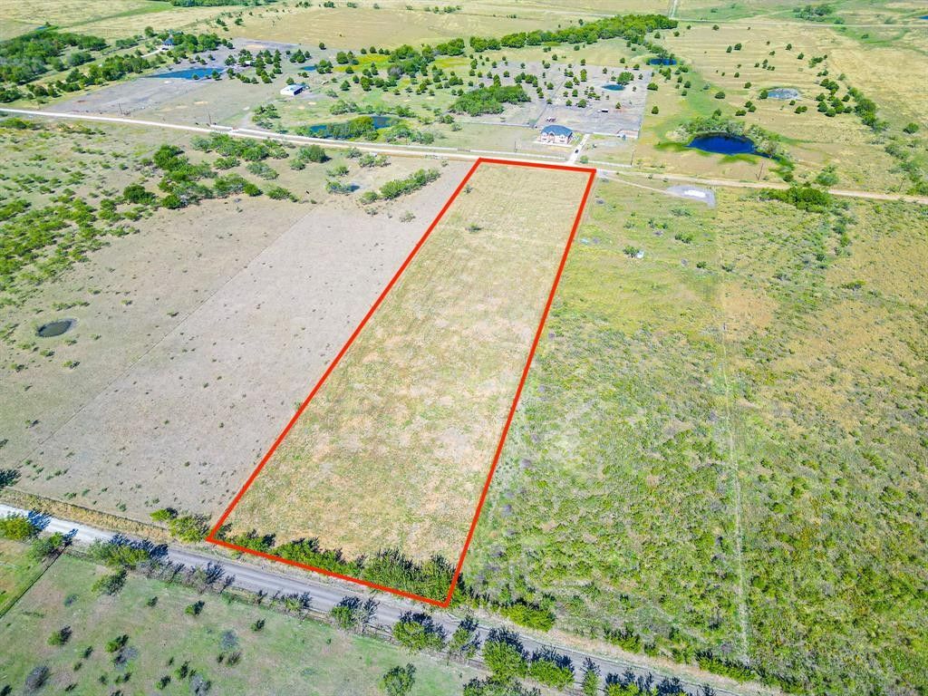 5 acres in Navarro County, Texas