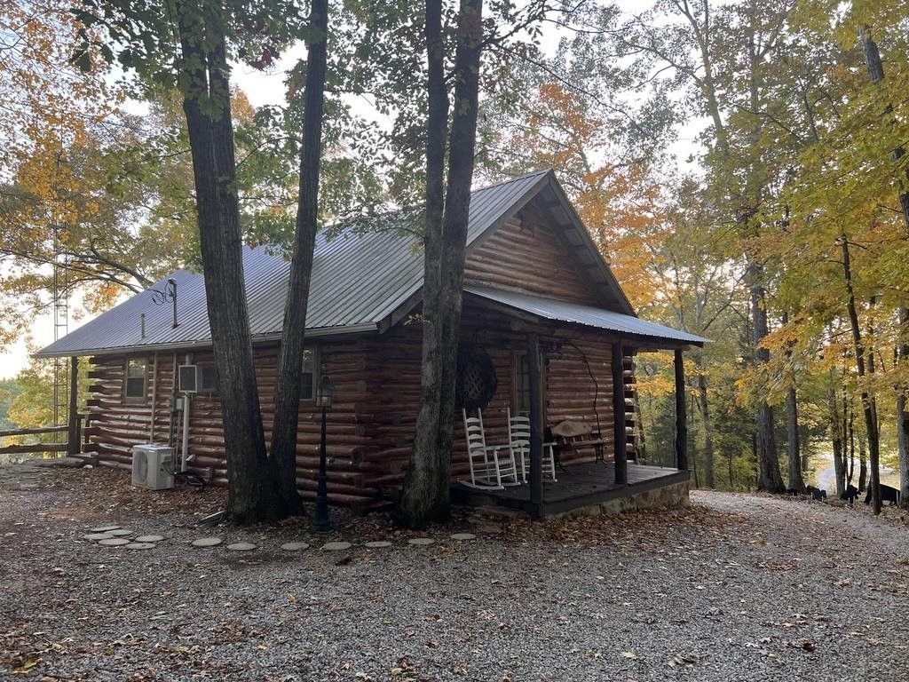 2 acres in Metcalfe County, Kentucky