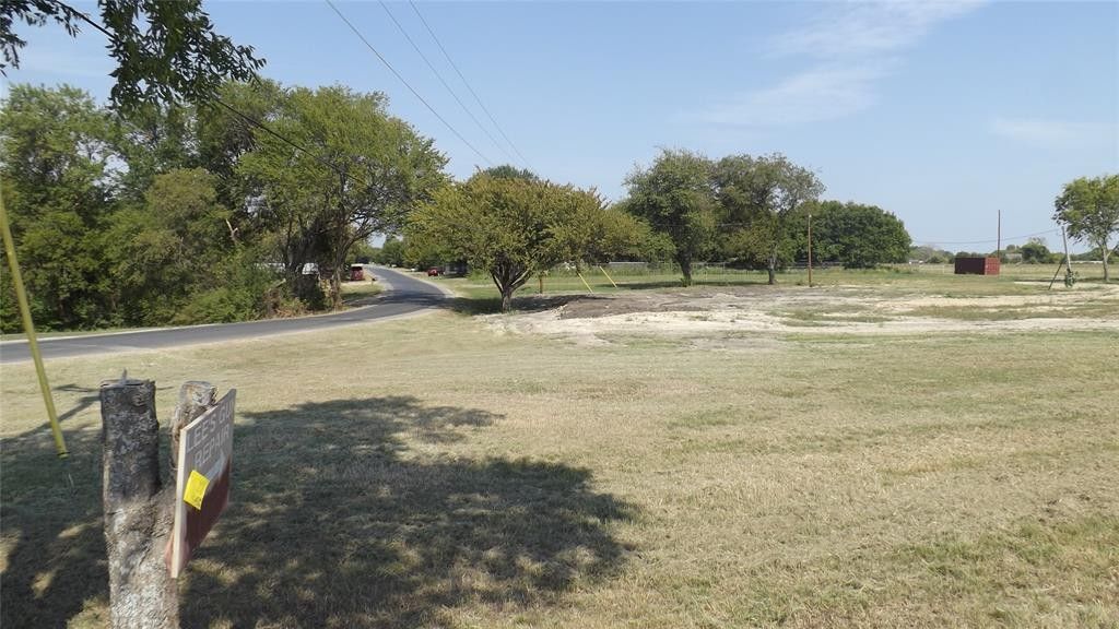 2.34 acres in Ellis County, Texas
