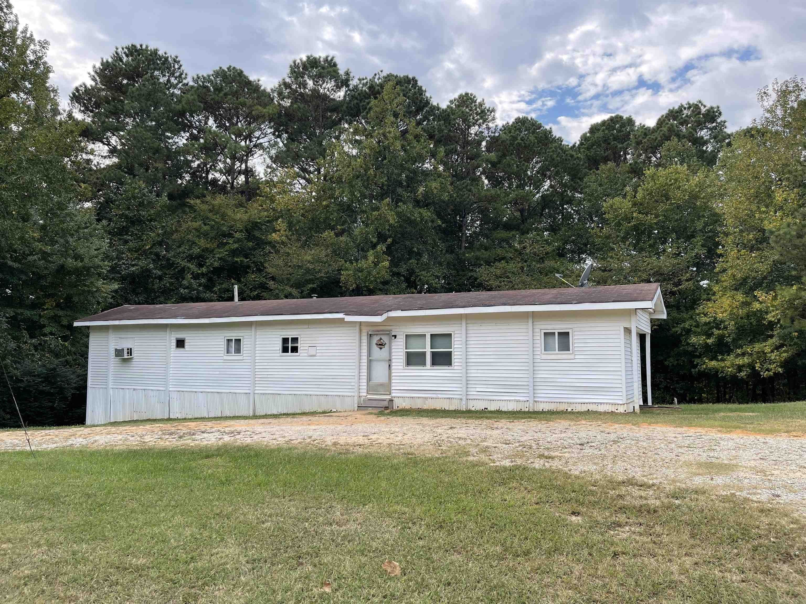 1.7 acres in Henderson County, Tennessee