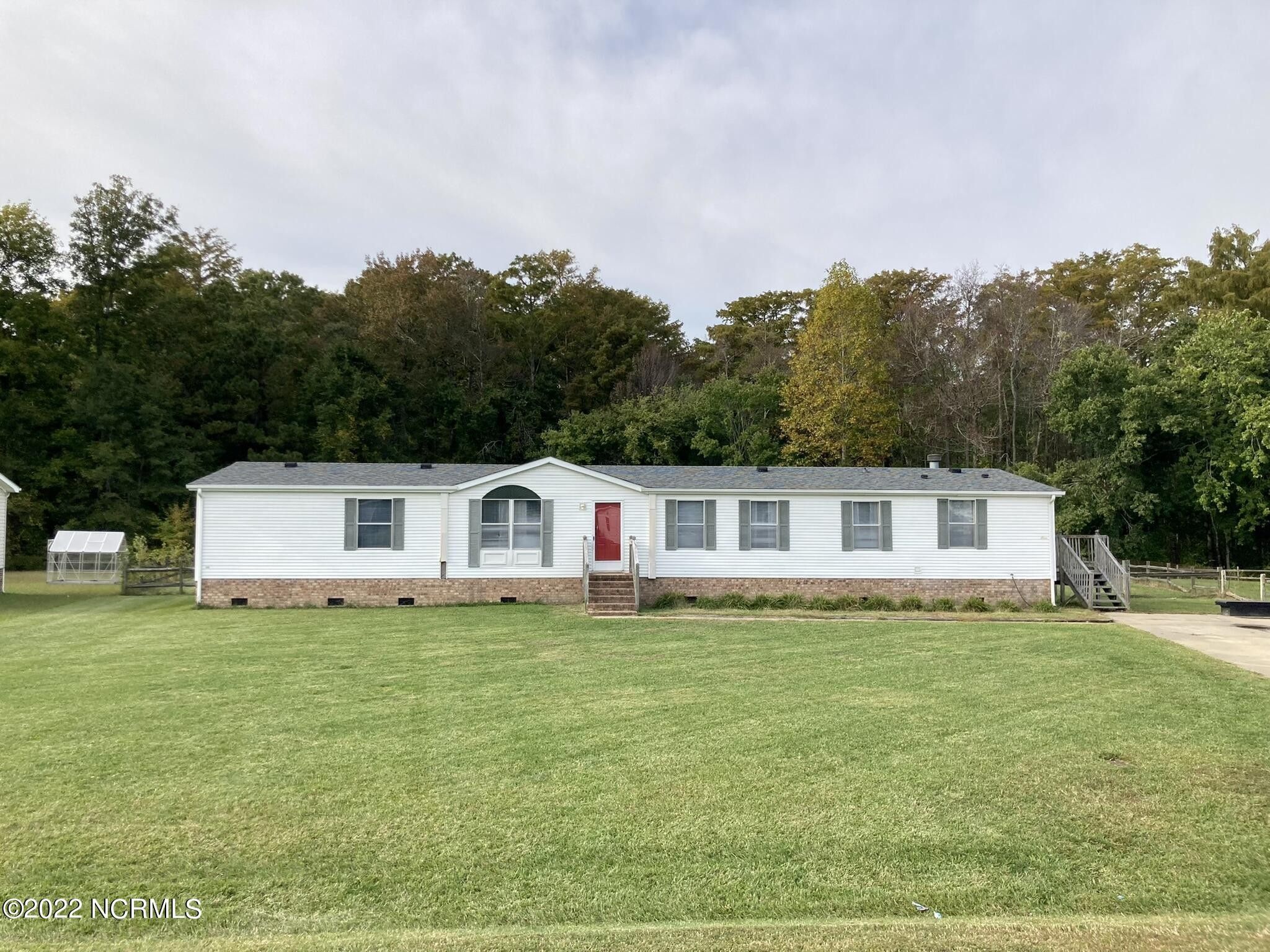 0.8 acres in Pasquotank County, North Carolina