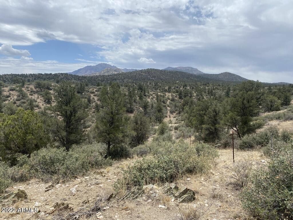 10 acres in Yavapai County, Arizona