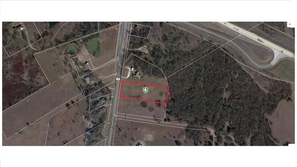 2 acres in Navarro County, Texas