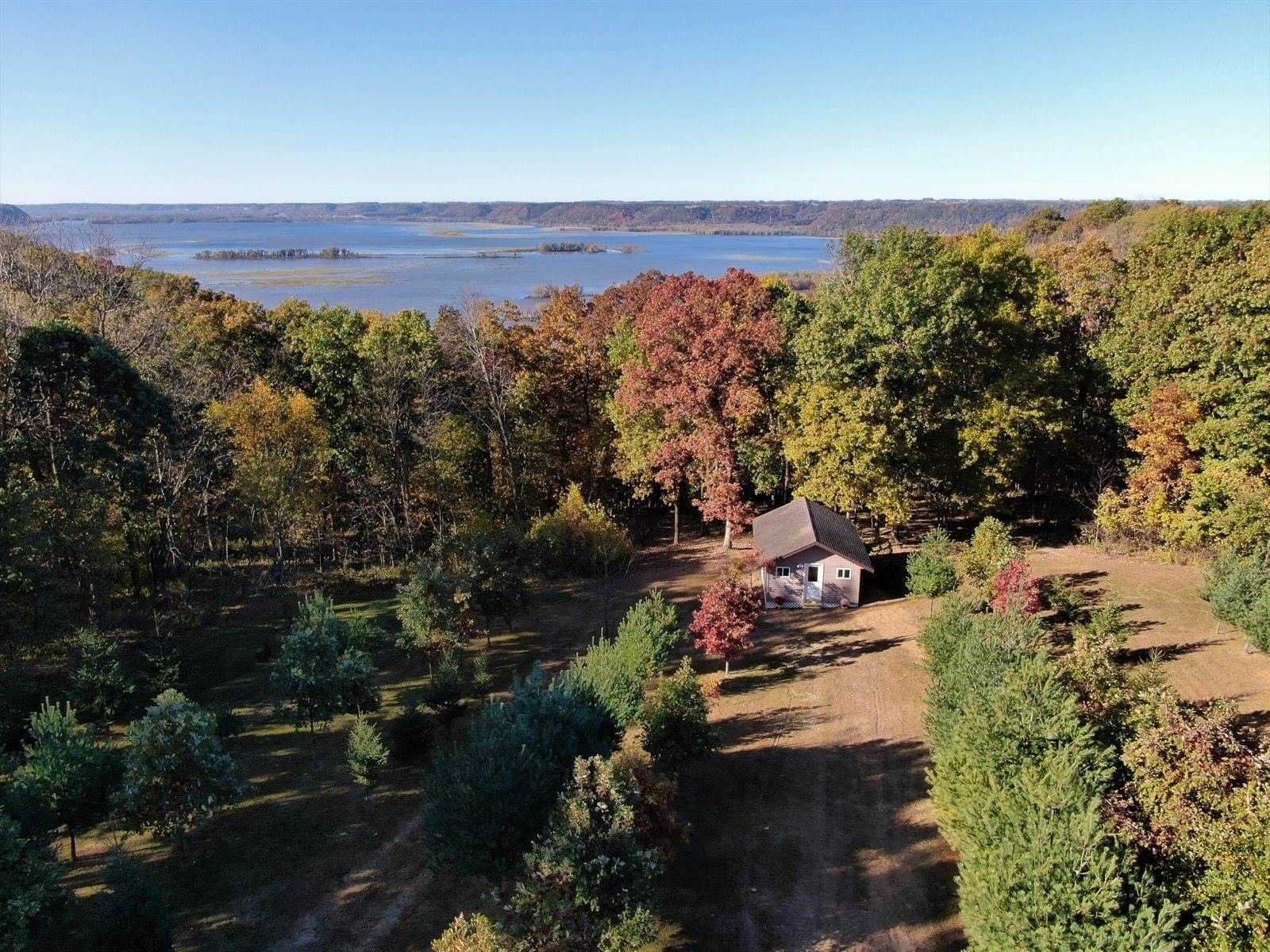 20617 Deer Island View Rd, Seneca, WI 54626 MLS 1815440