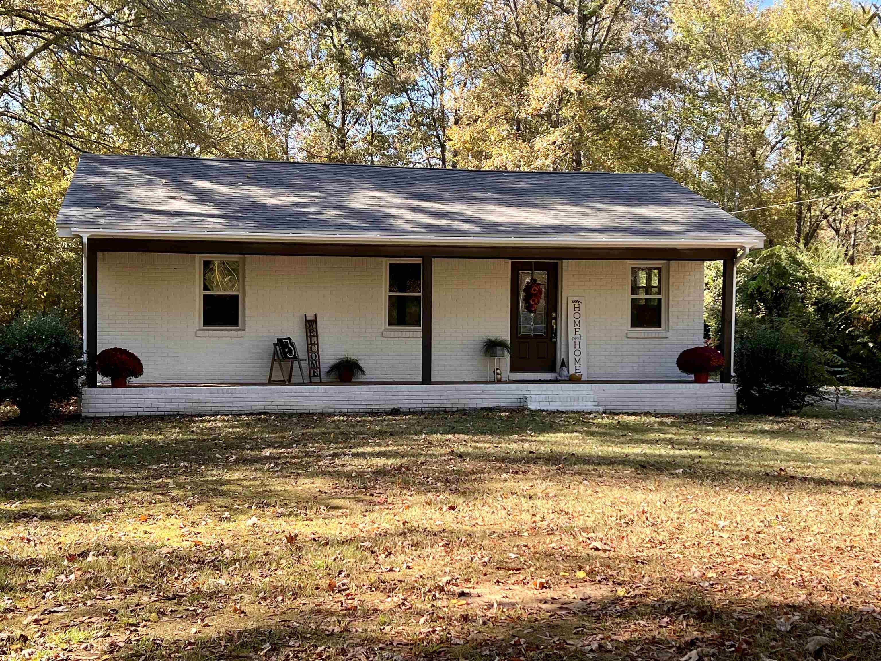 1 acres in Chester County, Tennessee