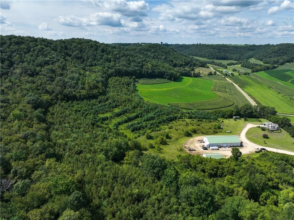 35 acres in Trempealeau County, Wisconsin